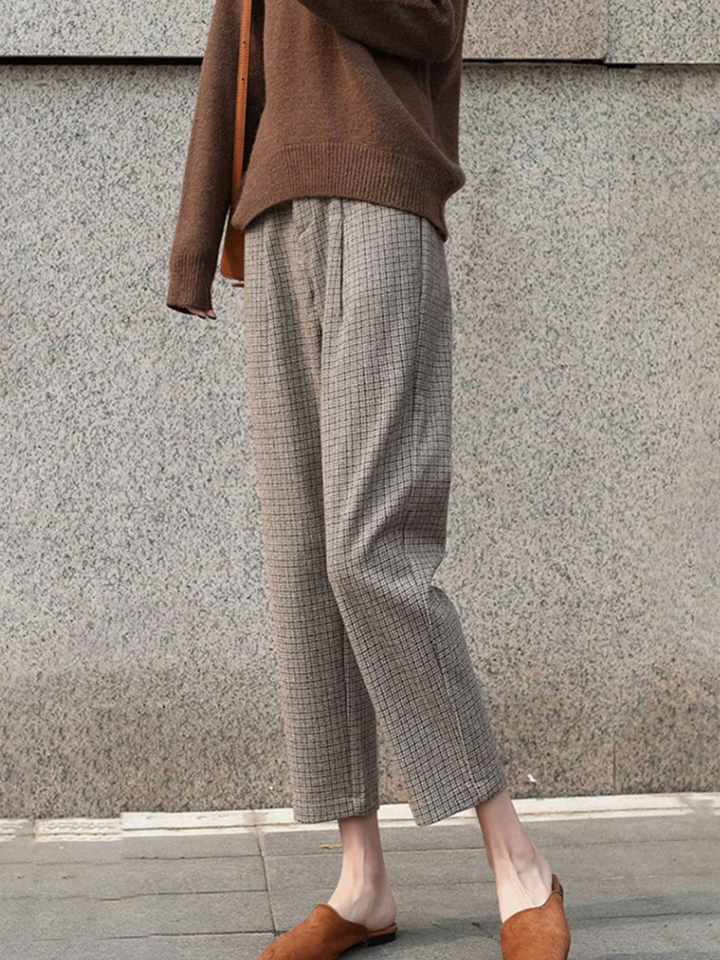 OLD MONEY Tailored Wool-Blend Cropped Trousers